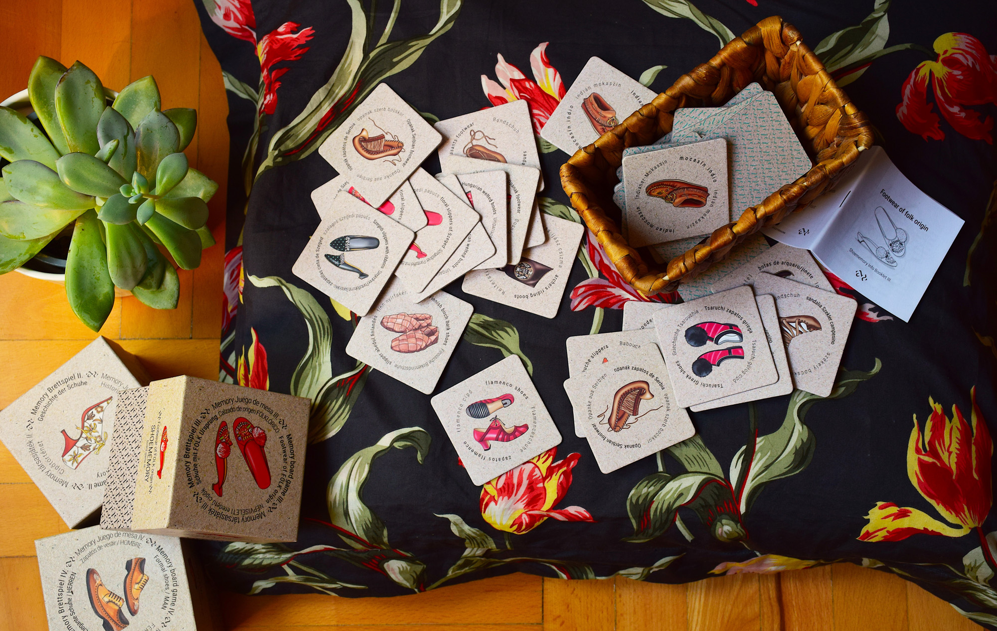 myshoememory_attalaizita_-footwear-of-folk-origin_partyboardgame